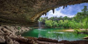 어스틴 아이콘 ‘해밀턴 풀’  일부 입장 허용
