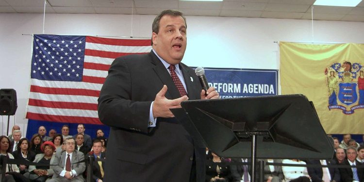 “내 판단이 틀렸다. 마스크는 반드시 착용해야 한다”