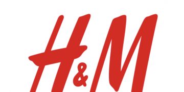 H&M 250개 매장 문닫는다 … “온라인 판매에 집중”