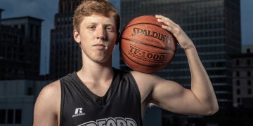 코로나 바이러스 감염 청년, 두뇌 신경손상으로 사망