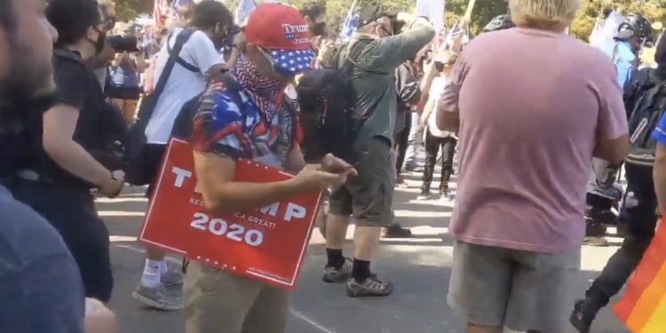 [2020 대선 후유증] 진영간 갈등 악화 … 어스틴경찰 “흉기소지 및 상해, 참가자 체포”