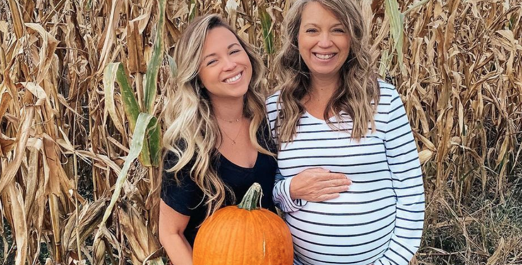 불임 딸을 위해 대리모 택한 모정 … “체외수정으로 임신, 손녀딸 출산”