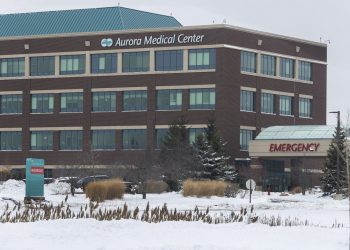 현직 약사, 의도적으로 백신 못쓰게 만들어 … “570회분량 폐기, 약 1만 달러 손실”