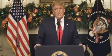 [1보] 트럼프 대통령, 경기부양책 서명 거절 … “불필요 항목 삭제, 지원 현금은 인상”