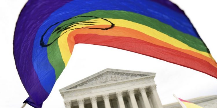 연방대법원, ‘트랜스젠더 학생 바뀐 성별로 라커룸 사용’ 위법 아니다