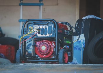 가정용 발전기 사용하다 일산화탄소 중독 … “일가족 4명 중태”