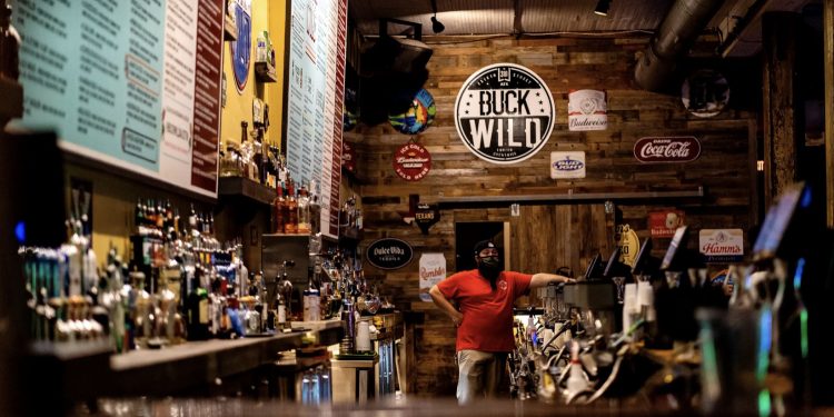 달라스 포트워스 지역, 술집영업 금지 … “병원입원율 15% 미만 될 때까지”