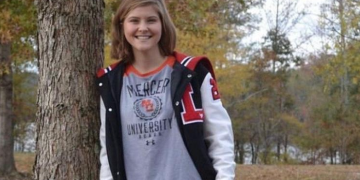 조지아주 여대생,영국령 케이맨 제도 자가격리 위반 … “징역 4개월”