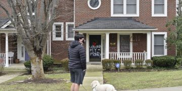 이번엔 맥코웰 공화당 원내대표 자택에 ‘낙서’테러