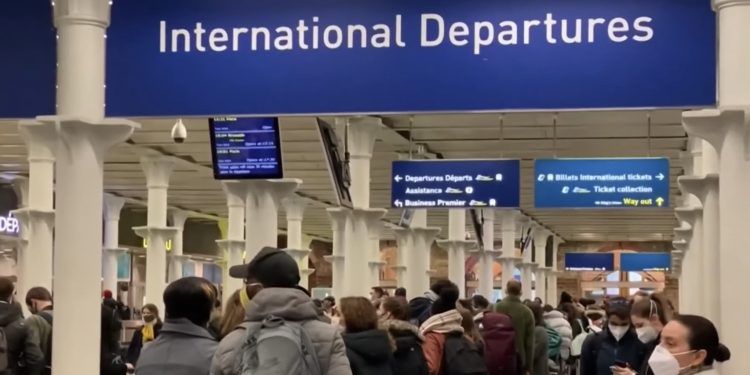 미국 입국시 자가격리 최소 7일 … “공식 시행날짜는 아직 미정”