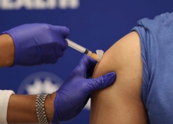 [텍사스 코로나19] 휴스턴, 무료 코로나19 백신클리닉 시작 … “고위험군에 우선접종”