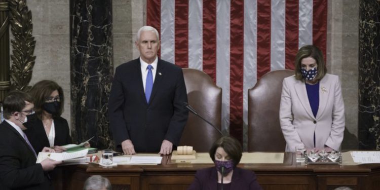 의회, 조 바이든 대통령 당선 공식 확정 … 선거인단 306 명 확보
