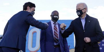 민주당, 상원 50석 ‘눈 앞에’ … 조지아주 20년만에 민주당 상원 배출