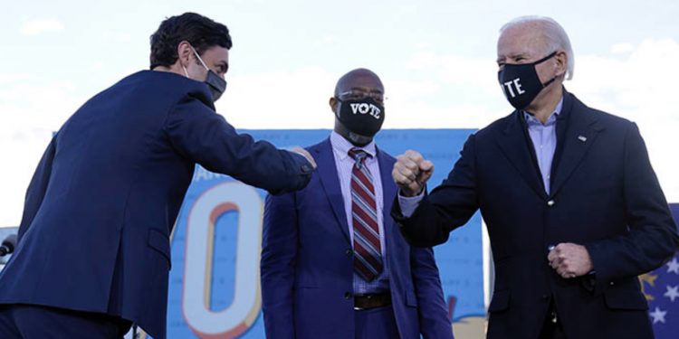 민주당, 상원 50석 ‘눈 앞에’ … 조지아주 20년만에 민주당 상원 배출