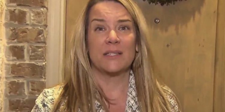 페이팔, 자가용 비행기 타고 의회폭력시위 가담한 여성의 모금계정 폐쇄