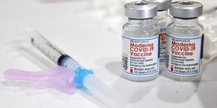 텍사스, 다음 주 33만여회분 백신 추가 공급 … “여전히 늦은 속도” 지적