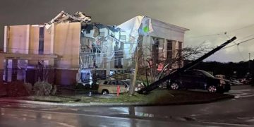 [사진뉴스] 앨라바마, 토네이도에 가옥수십여채 파손 … “1명 사망, 20명 부상”