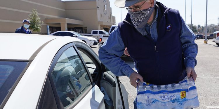 바이든, 텍사스 재난지역 공식 승인 … “연방 긴급지원금 신청할 수 있다”