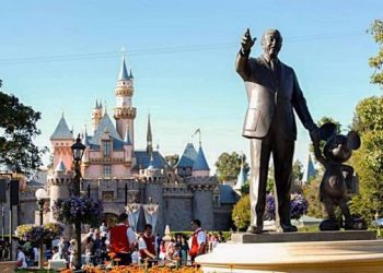 백신 맞았으니 ‘여행’ … “올 여름 벡시케이션이 뜬다”