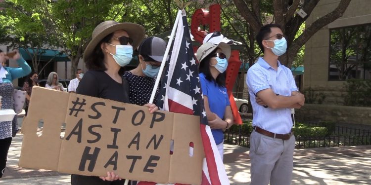 [사진뉴스] “우리는 모두 미국인이다”