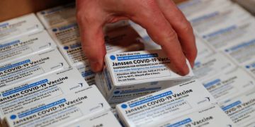 바이든 행정부, 다른 국가들과 백신 공유 … “코로나 종식, 미국이 이끌 것”