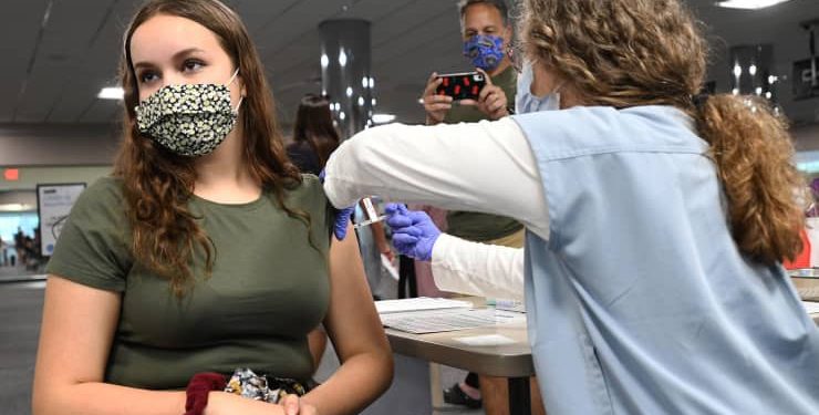 모더나, FDA에 미성년자 대상 백신 긴급사용 승인 요청