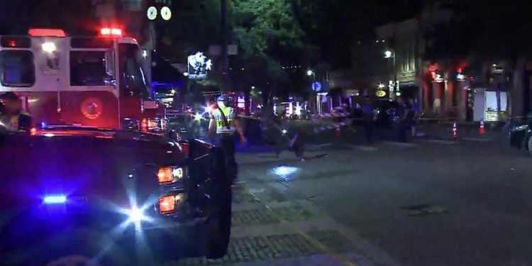 텍사스 오스틴 다운타운에서 총기난사… 14명 부상