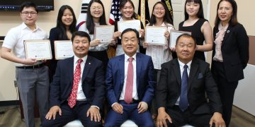 샌안토니오 한인회, 장학금 수여식 … “훌륭한 인재로 성장하길”