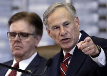 텍사스, 델타변이 확산에도 ‘마스크 의무화’ 금지