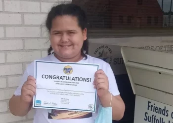 ‘학급간호사’ 역할 하던 5학년 아이, 코로나 발병 5일만에 사망