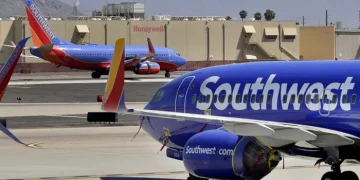 사우스웨스트 항공, 주말에 이어 오늘(11일)도 수백편 결항