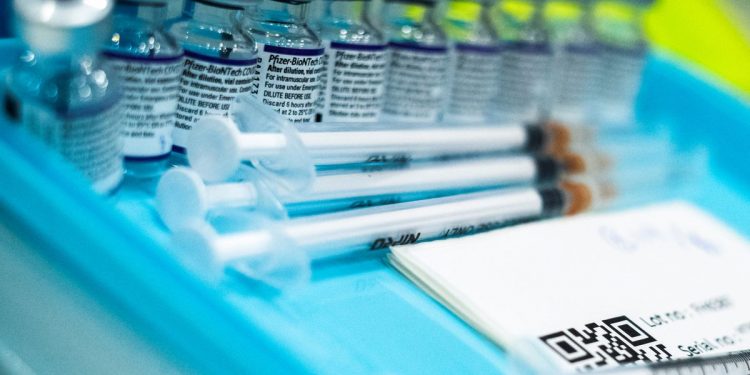 화이자 “12세 ~15세 백신 예방효과 100%”