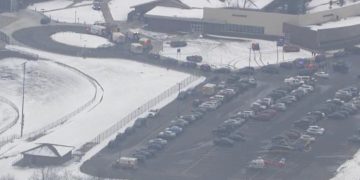 [업데이트] 디트로이트 외곽 옥스퍼드 고등학교 총격 … 3명 사망, 6명 부상