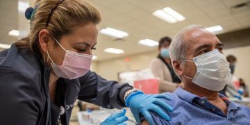 텍사스, 9월 한달 코로나 감염 사망자 80% 백신 미접종자