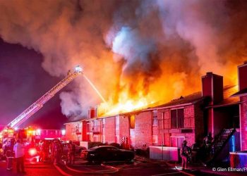 포트워스 아파트 화재, 40여명 긴급 대피