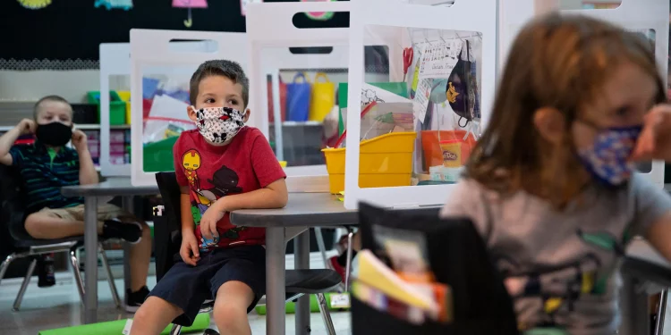 연방법원 “텍사스 학교 마스크의무화 금지 안된다” 판결