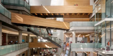 오스틴 공립도서관 “주지사가 독서의 자유 침해할 수 없다”