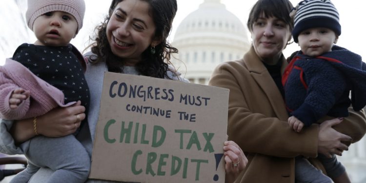 오늘(15일), 자녀세금공제 종료 … “조부모 가정, 혜택 연장해달라 주장”