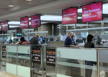 [속보] 한국, 2주 동안 모든 내외국인 입국자 ‘자가격리 10일’ 필수