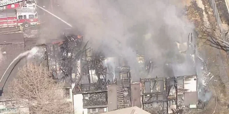 캐롤튼 한인타운 인근 아파트 화재 … “40여명 대피, 1명 병원 후송”