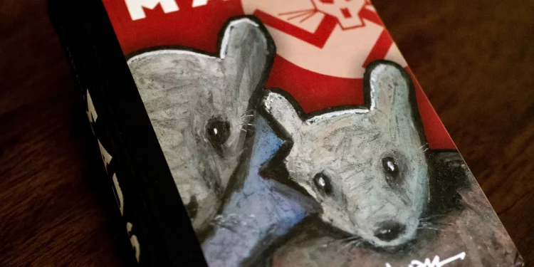 테네시 교육구가 금지한 도서, 전국 판매율 급등 ‘왜?’