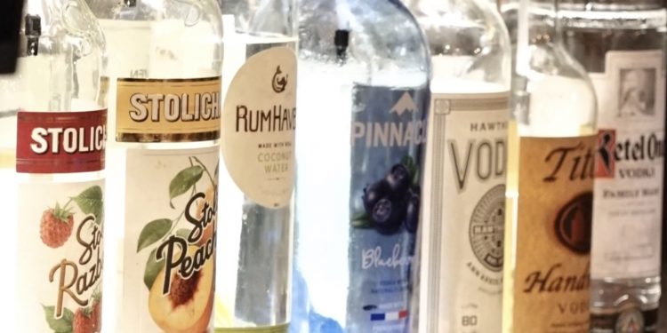 텍사스 포함 미 전역 소매업체들 “러시아산 보드카 보이콧”