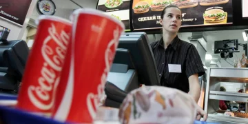 “보이콧 당할라” … 맥도날드, 코카콜라, 펩시 러시아 영업 중단