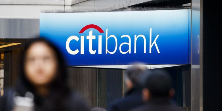 시티은행, 낙태금지 주 직원들에게 낙태 여행 경비 지원