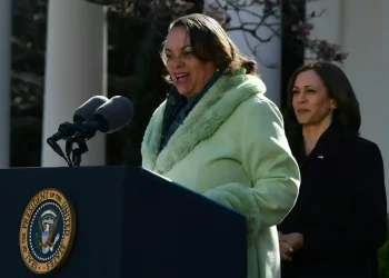 122만에 통과된 린치금지법 … “사적형벌 빌미로 증오범죄 금지”