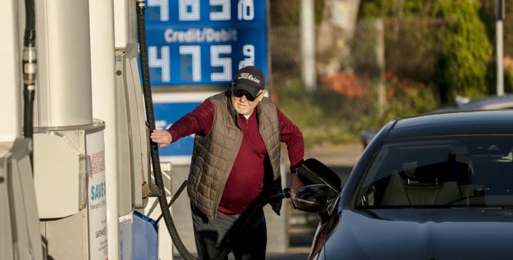 월급은 안오르는데 ‘미친’ 물가 상승폭 … “또 40년만에 최대”