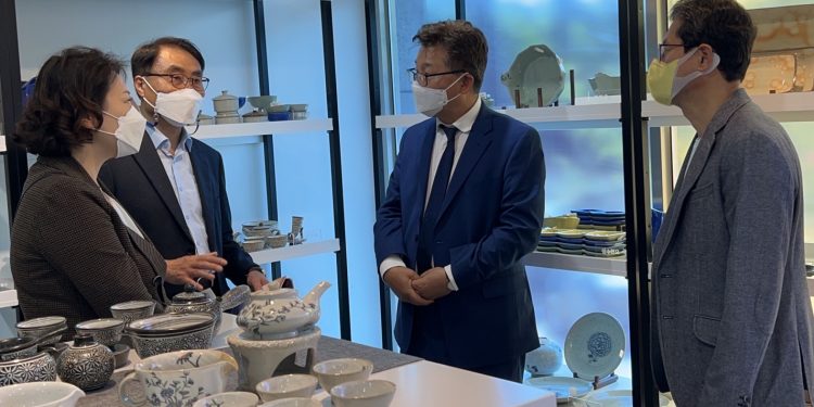 [특별기획-한국 중소기업 북미시장 진출] “한국 도자기의 예술성과 기능성으로 승부”