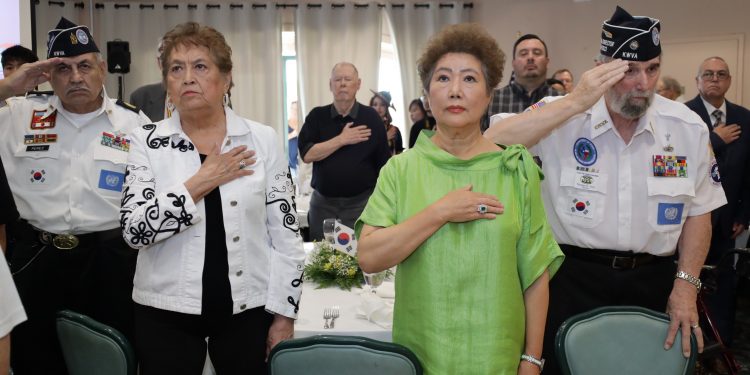 6.25참전용사에 감사전한 샌안토니오 동포사회 … “역사를 잊는 민족에게 미래는 없다”