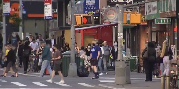 뉴욕, 코로나19 확산 심상치 않다 … 한달만에 확진 90% 늘어