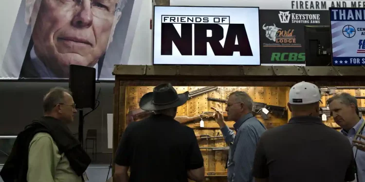 롭 초등학교 총기난사 비극에도 전미총기협회 대규모 집회 … ‘비난’ 봇물